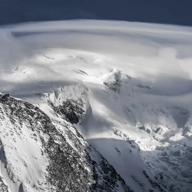 Lenticulaire au-dessus du Mont-Blanc